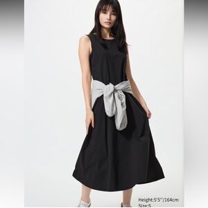 Uniqlo Ultra Stretch AIRism Dress in Black